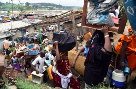 Llamamiento a la acción urgente – Camerún: cientos de familias desalojadas y sin hogar en Douala