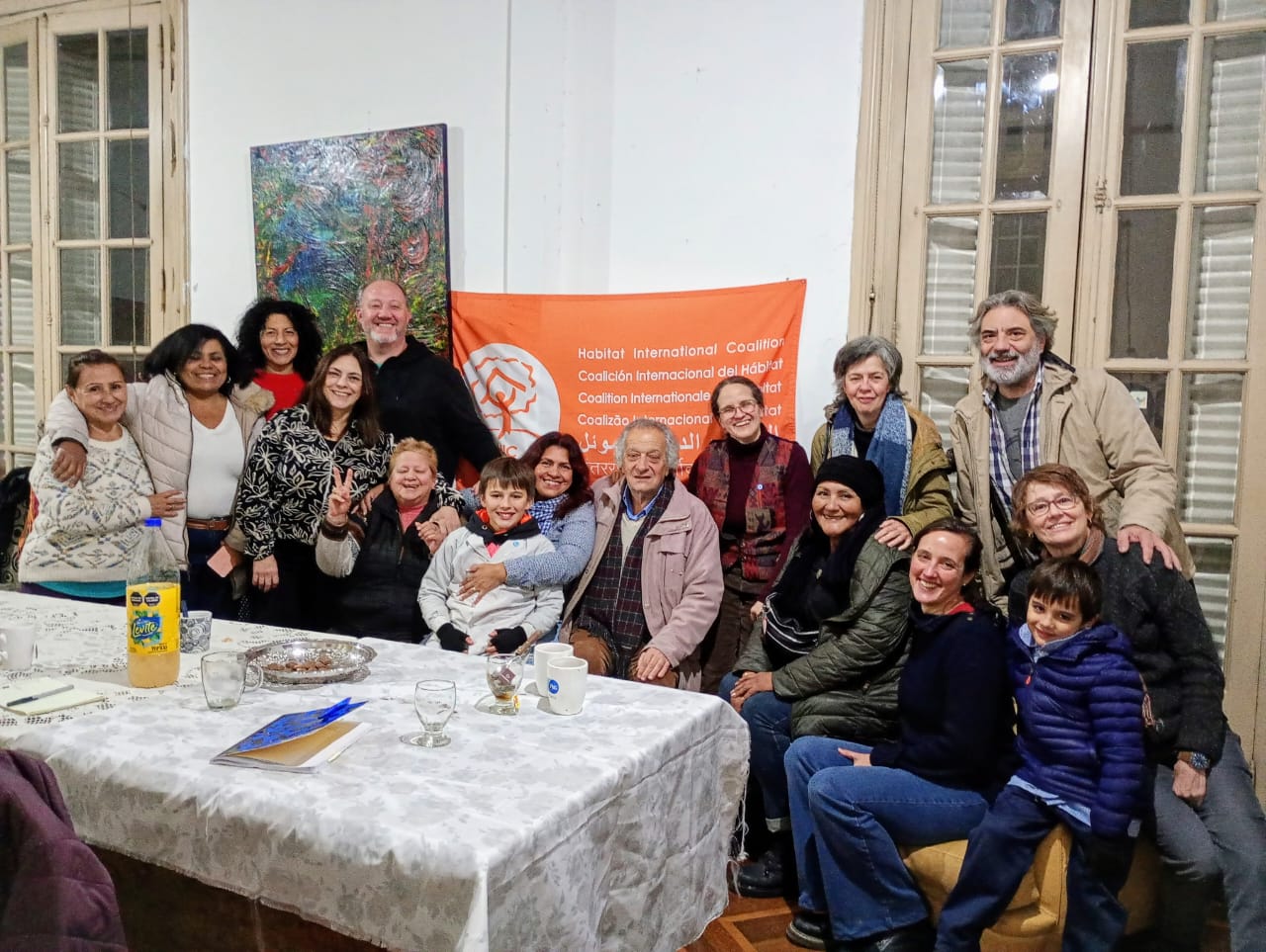 Reflexión y reacción: acciones colectivas contra el cierre de las políticas públicas en materia de vivienda en Argentina